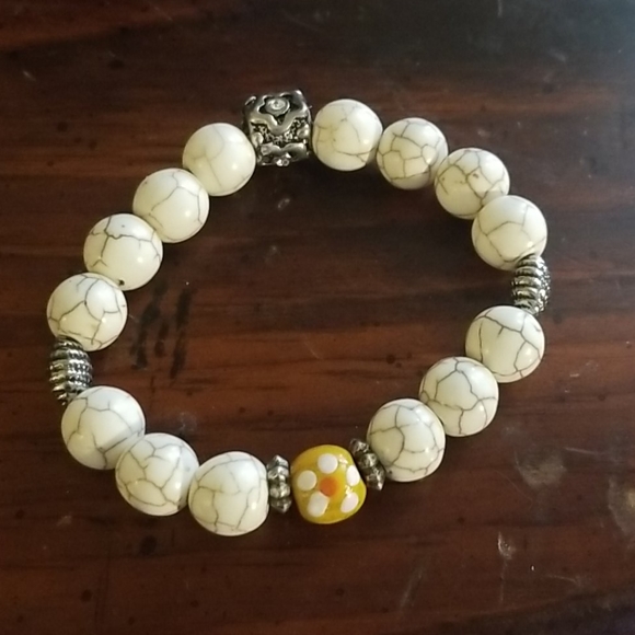 Womens bracelet - Picture 3 of 3